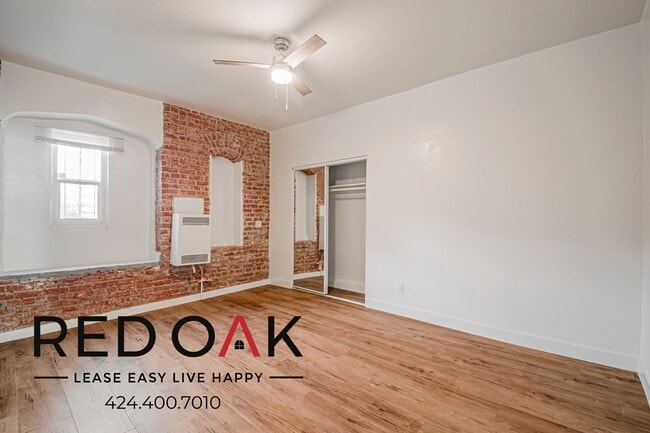 Building Photo - 974 S Gramercy Pl