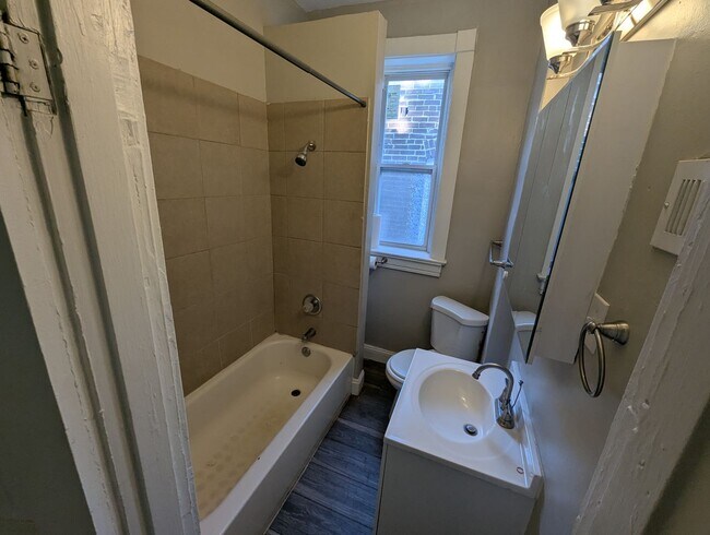 Building Photo - 3020-3022-3022 Texas Ave