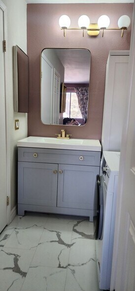 Building Photo - 2920 Briarwood Rd