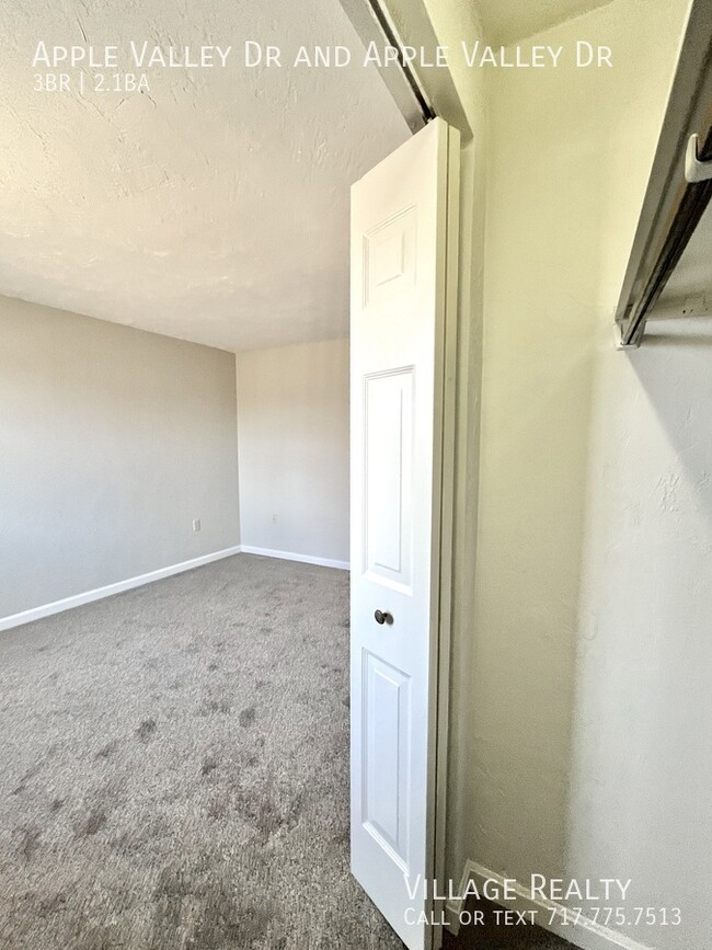 Building Photo - 1114 Apple Valley Dr