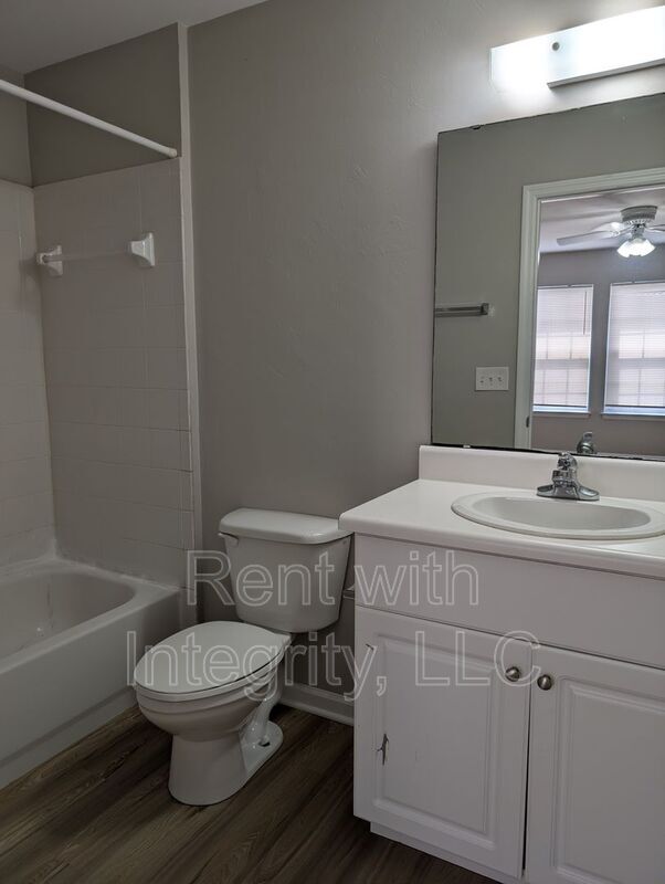 Building Photo - 4234 Augustus Oak Ct