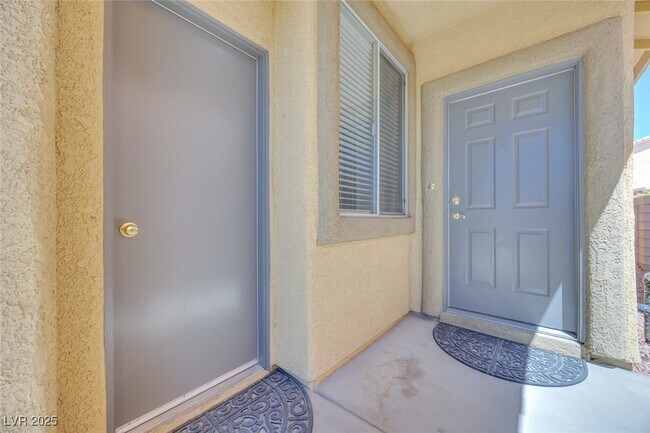 Building Photo - 11020 Napa Ridge Dr