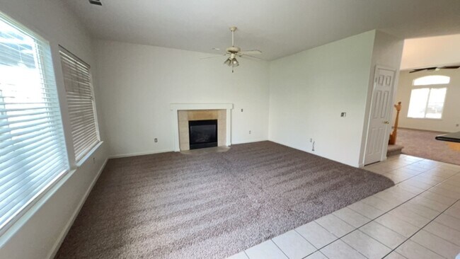 Building Photo - 1321 Jenner Dr