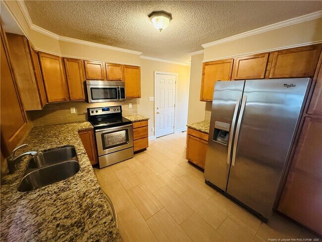 Building Photo - 6224 Lake Trail Dr