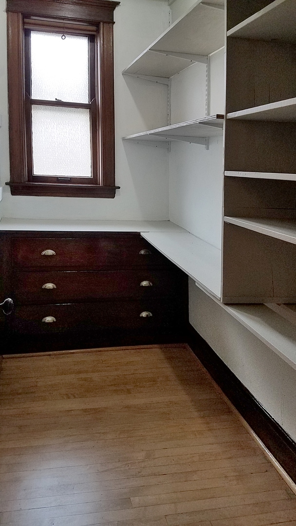 Building Photo - 2248 W Iowa St