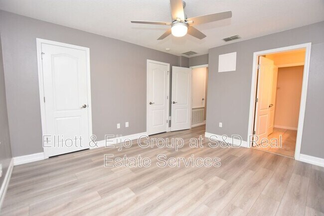 Building Photo - 4052 Mountain Chestnut Way