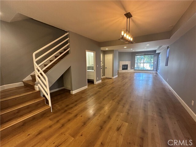 Building Photo - 13508 Moorpark St