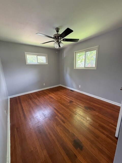 Building Photo - 1065 Hadwin Dr