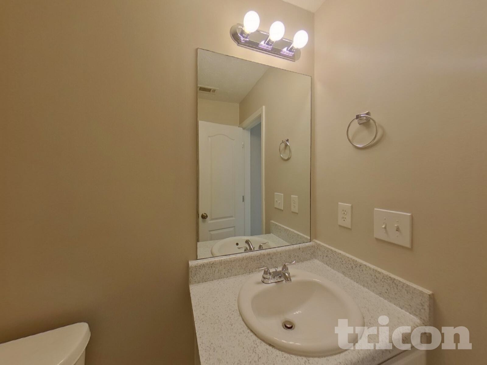 Building Photo - 4435 Grove Lake Ct