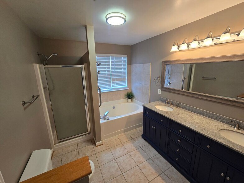 Building Photo - 4146 Cutty Sark Rd