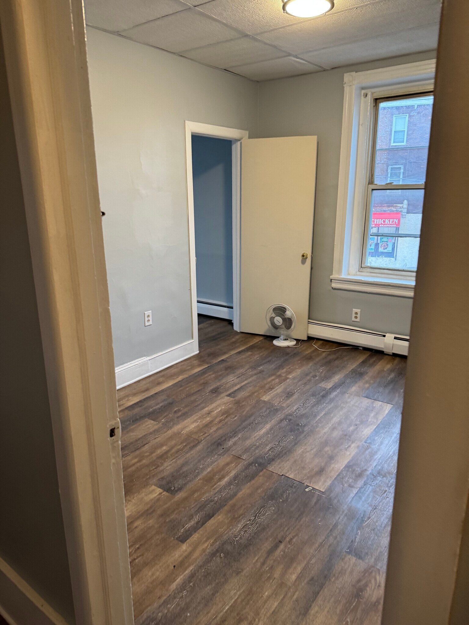 Building Photo - 559 N 63rd St