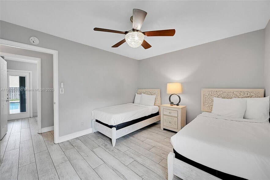 Building Photo - 9841 SW 1st St