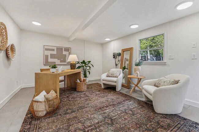 Building Photo - TOTAL REMODEL LARGE 1750sf 3BR+ Bonus/3BA North Oakland Home AVAILABLE NOW