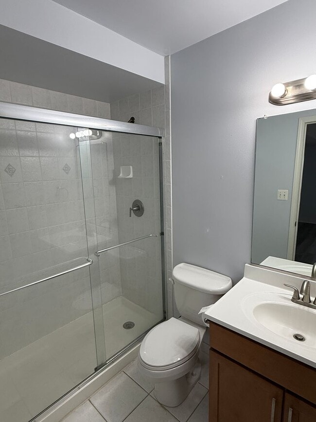 Building Photo - Prime Location- Two Bedroom Condo