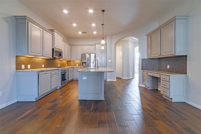 Building Photo - 206 Cartwheel Bend