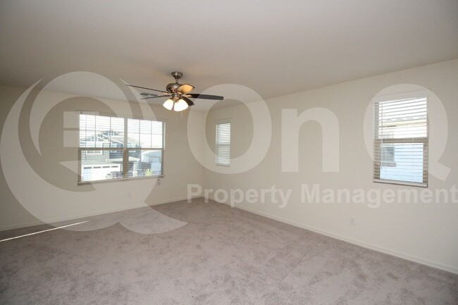 Building Photo - 36039 W Santa Monica Ave