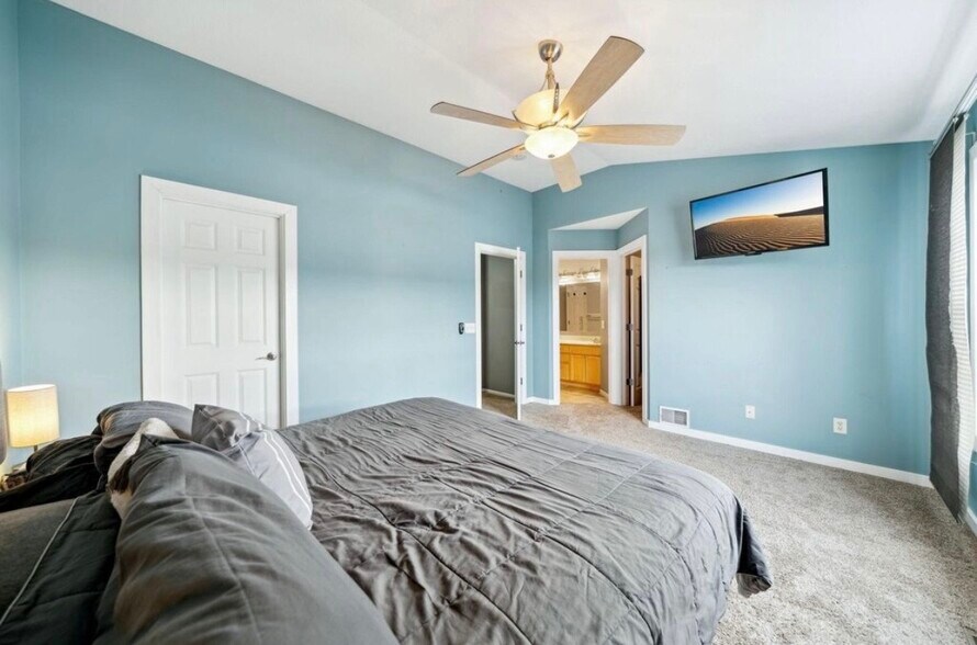 Building Photo - 14265 Banyan Ln