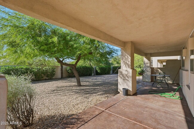 Building Photo - 1747 E Northern Ave