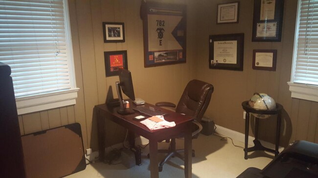 Building Photo - Renovated 3 BD, 2 BA Home in Avondale