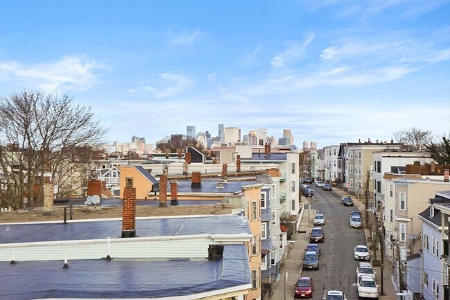 Building Photo - 944 Dorchester Ave