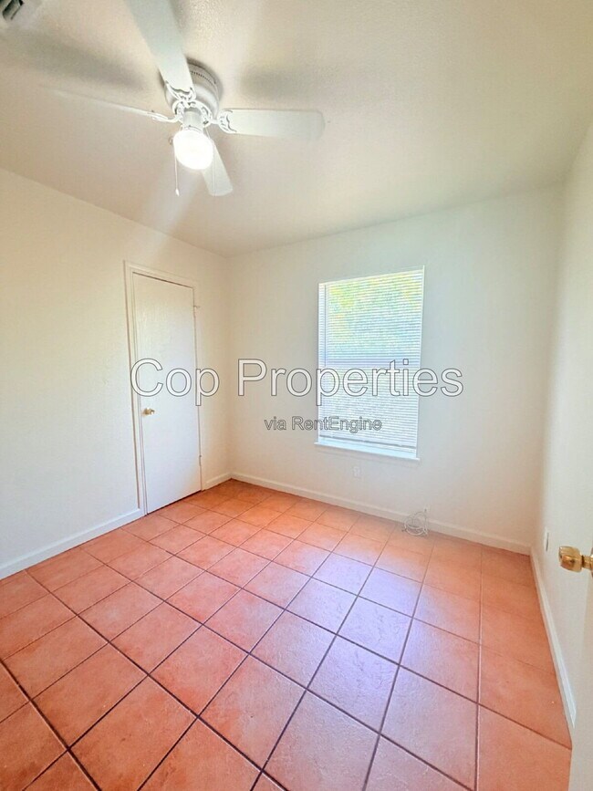 Building Photo - 6701 Brothers Ln