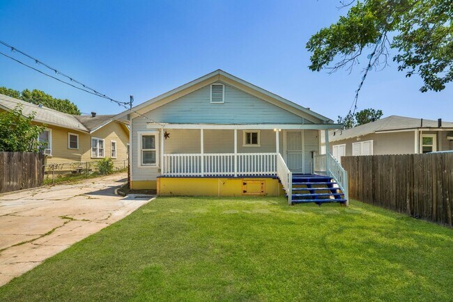 Building Photo - 1031 Schley Ave