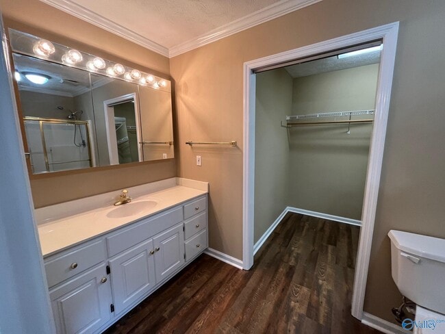 Building Photo - 2412 Harpeth Pl SW