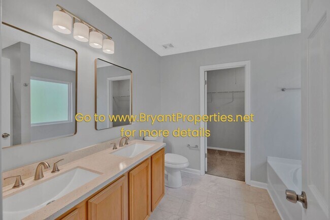 Building Photo - 2872 Creekbend Dr