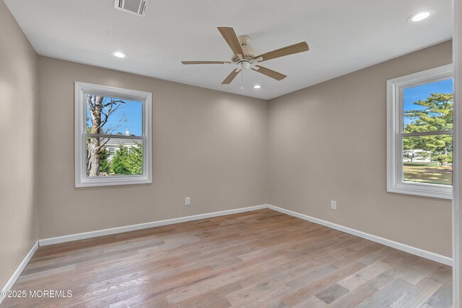 Building Photo - 44 Chancellor Ct