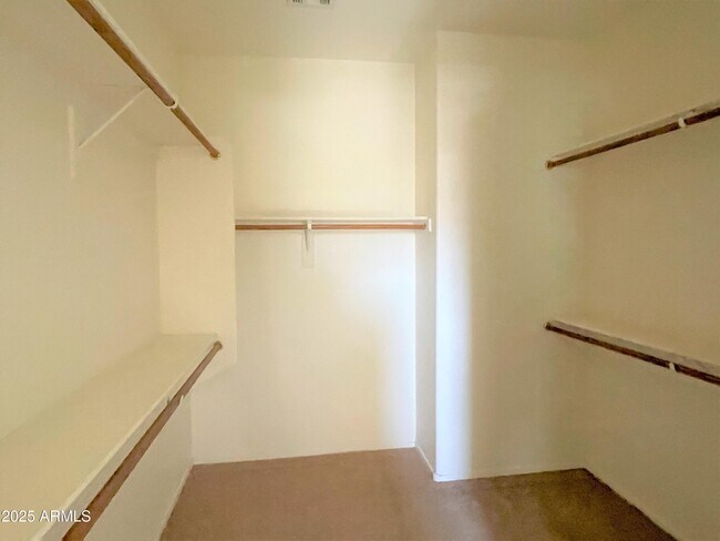 Building Photo - 5330 W Chisum Trail
