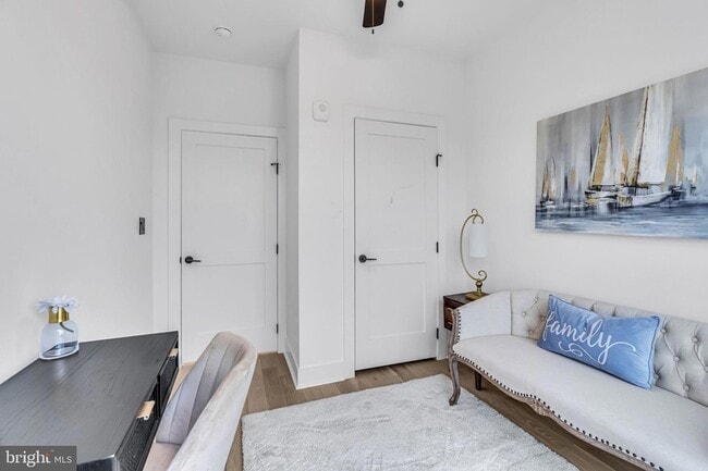 Building Photo - 1103 Fern St NW