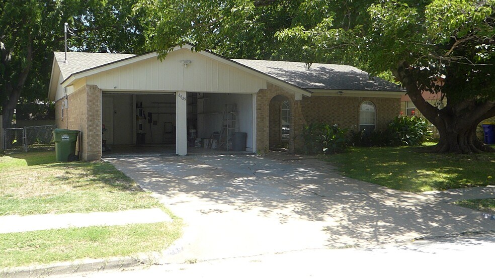 Building Photo - 6629 Kitty Dr
