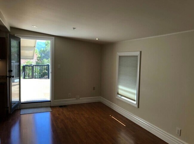 Building Photo - Private ADU with Patio & Panoramic Views of Palo Alto Hills