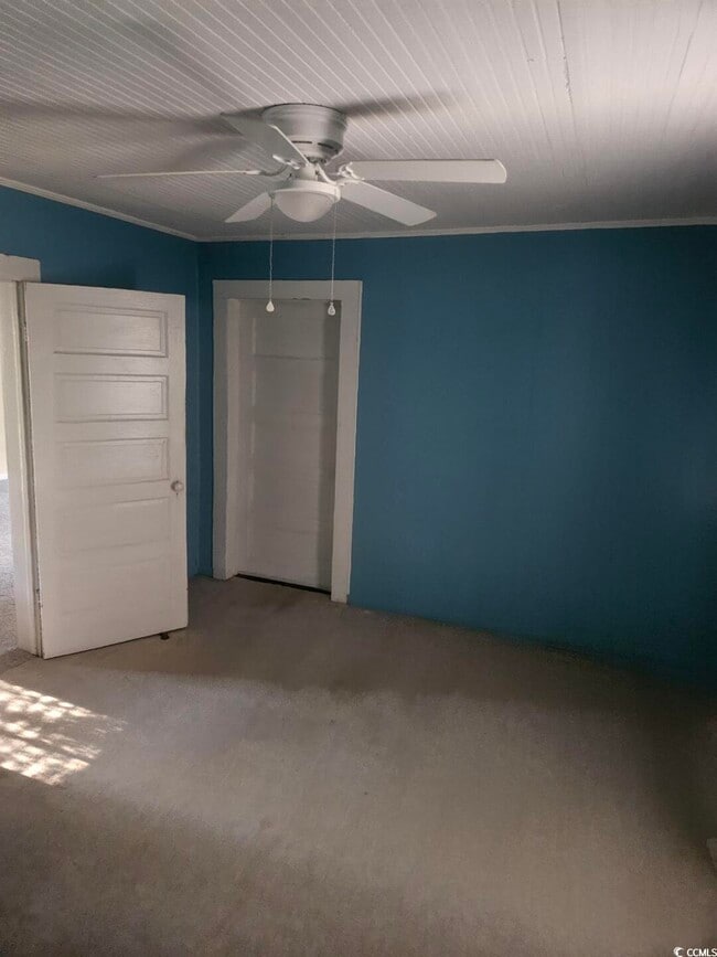 Building Photo - 3490 Cates Bay Hwy