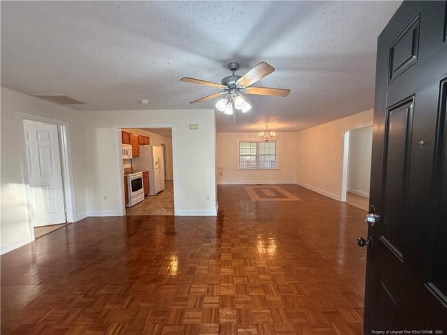 Building Photo - 3713 Rockhurst Dr