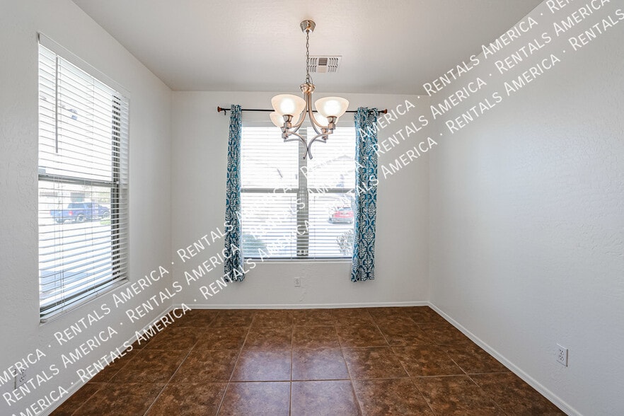 Building Photo - 4635 W Burgess Ln