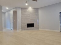 Building Photo - 424 Ambrose Dr