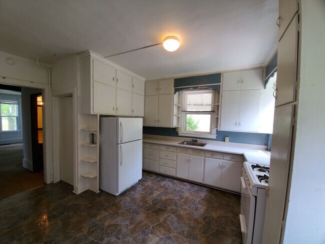 Building Photo - 2512 Walnut St