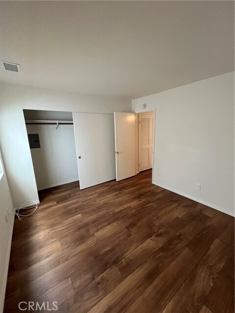 Building Photo - 1532 Neptune Ave