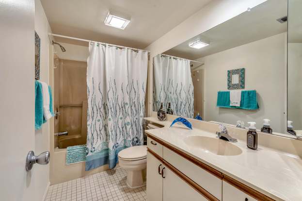 Building Photo - 33 Plantation Dr