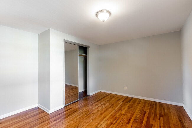 Building Photo - 1300 S 51st Ct