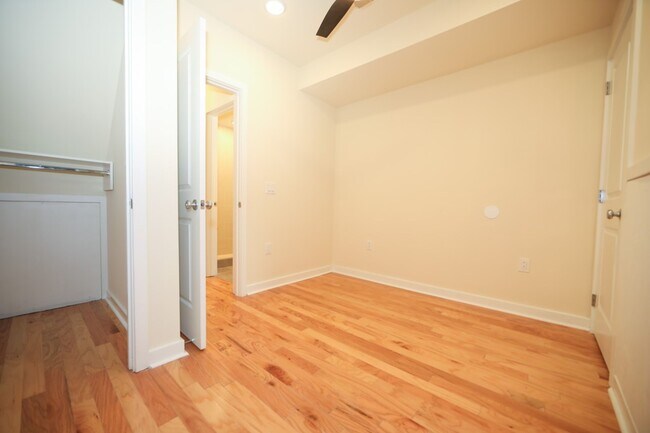 Building Photo - 1802 N Bouvier St