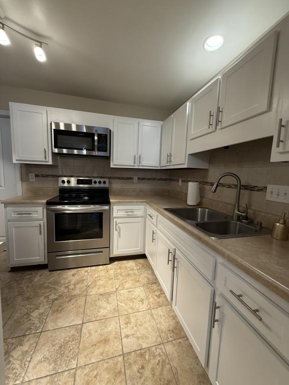 Building Photo - 5745 Waterwood Dr