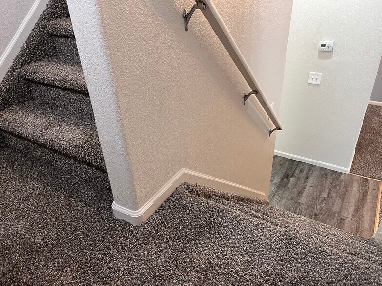 Building Photo - 1888 Reilly Grv