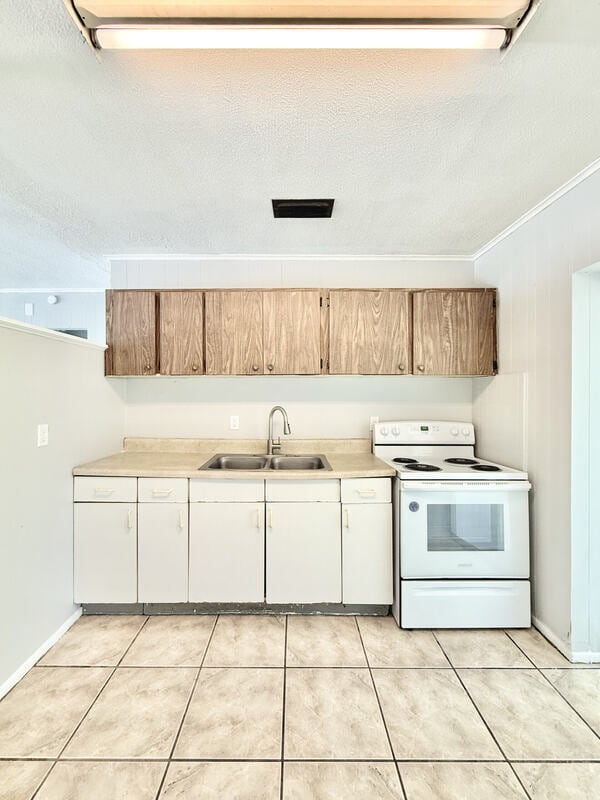 Building Photo - 605 64th Ave W