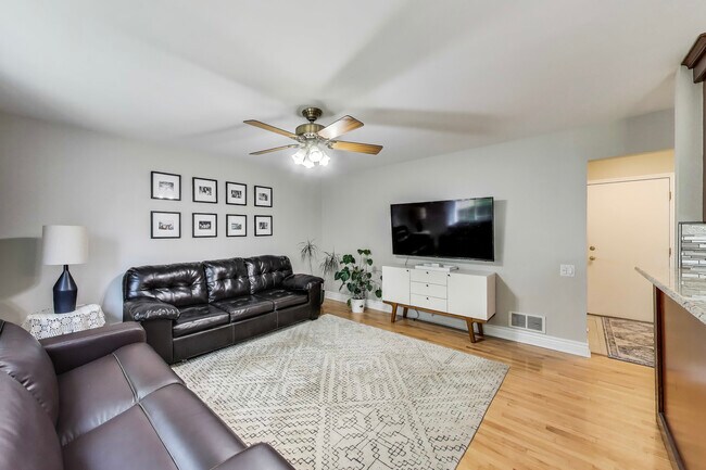 Building Photo - 3423 Wilkes Dr