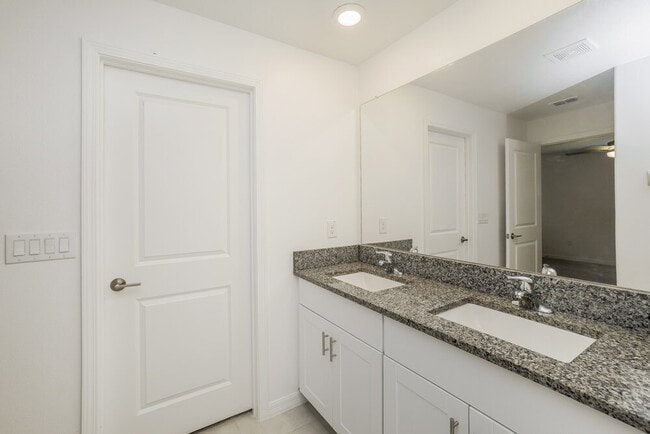 Building Photo - 17876 Beaming Rays Ln