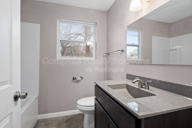 Building Photo - 50 Lynn Meadows Ln