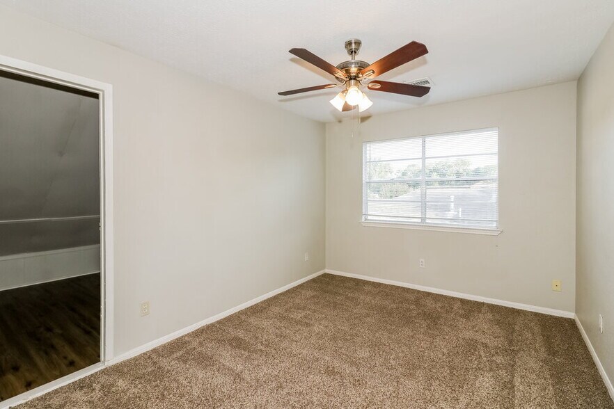 Building Photo - 3535 Corinne Ct