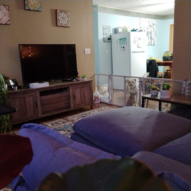 Building Photo - 116 Hidden Valley Dr